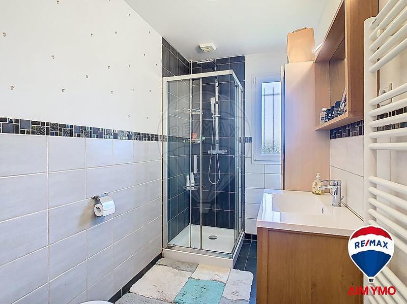 Maison - 125 m² - 7 pièces