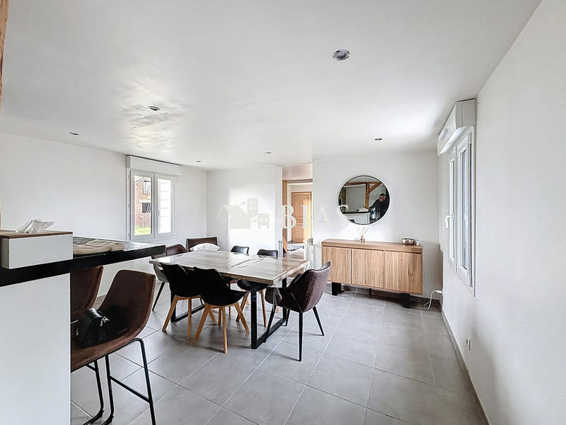 Maison - 100 m² - 5 pièces