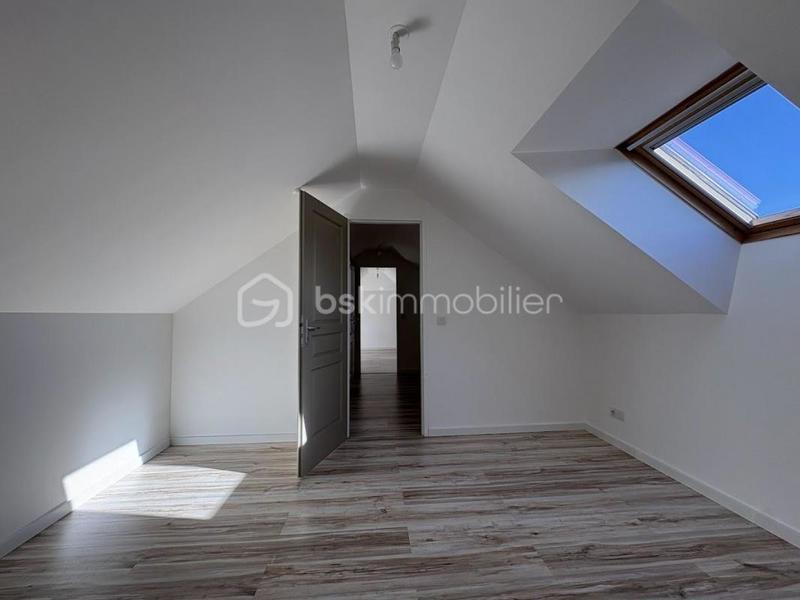 Maison - 144 m² - 5 pièces