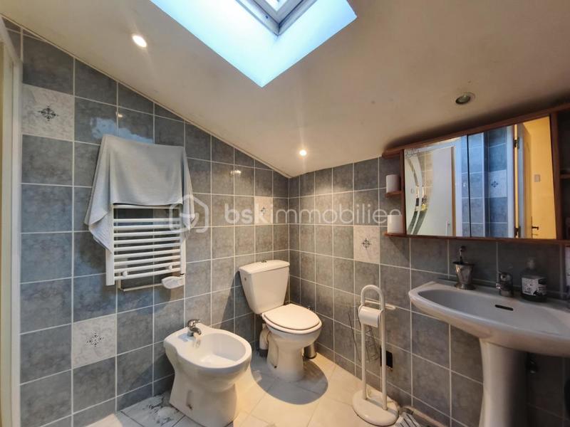 Maison ancienne - 152 m² - 7 pièces