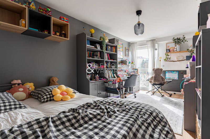 Appartement - 124 m² - 6 pièces