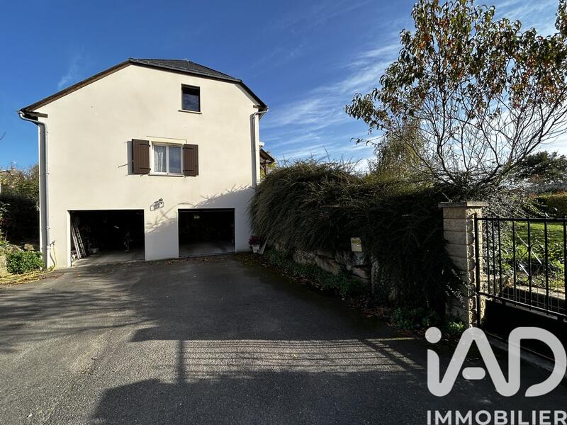 Maison - 122 m² - 4 pièces