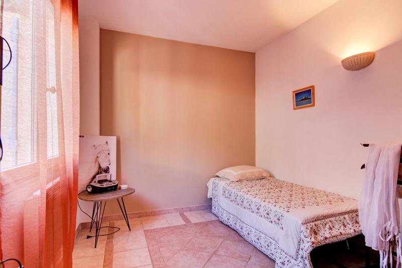 Villa - 180 m² - 6 pièces