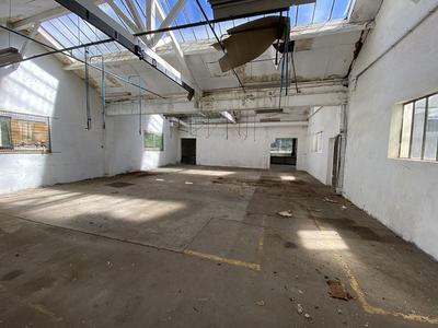 Local commercial - 180 m² - 1 pièce