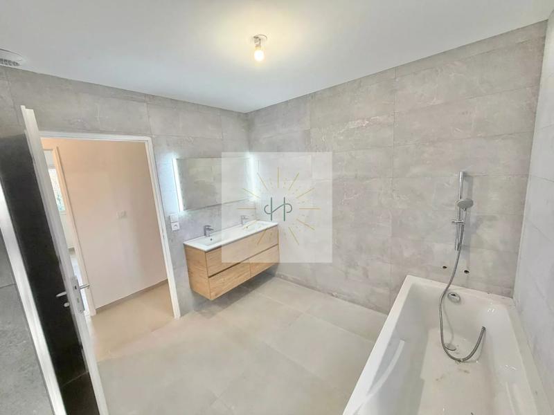 Maison - 118 m² - 4 pièces