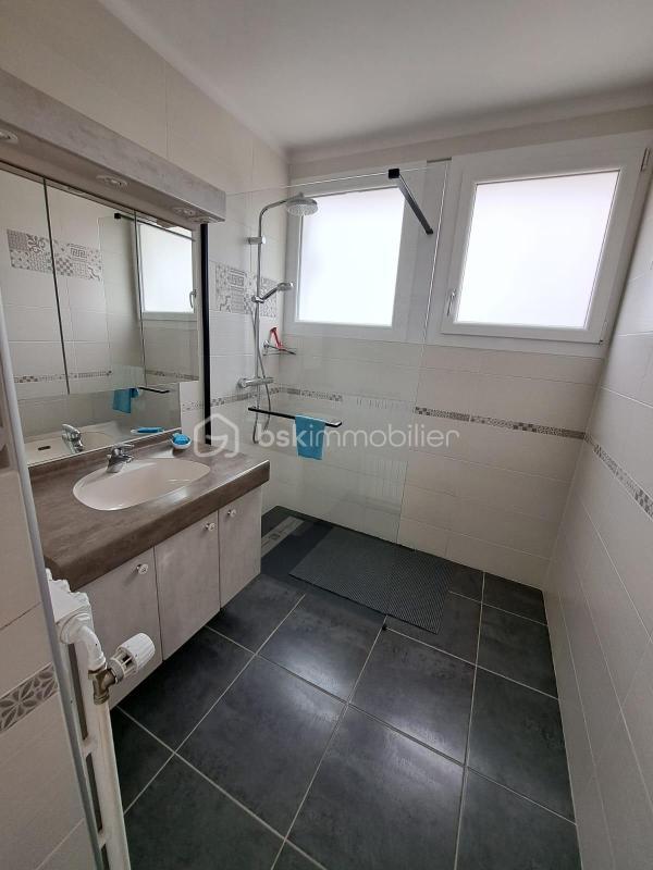 Maison - 160 m² - 9 pièces