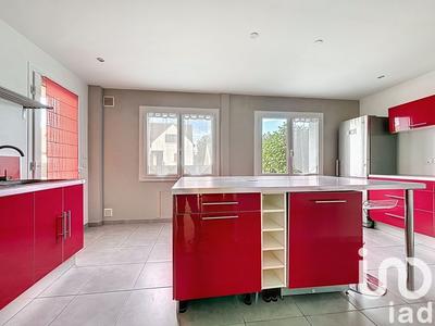 Maison - 142 m² - 6 pièces