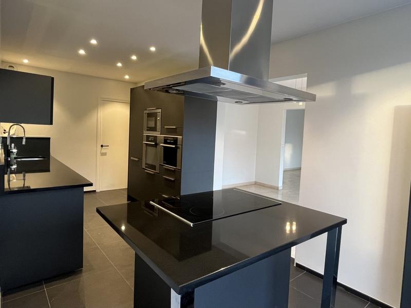 Appartement - 149 m² - 5 pièces