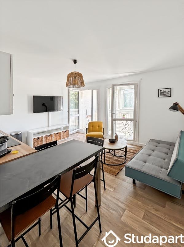 Chambre - 10 m² - 1 pièce