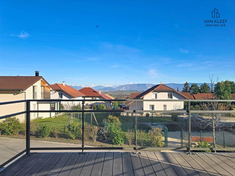 Maison jumelée - 117 m² - 4 pièces