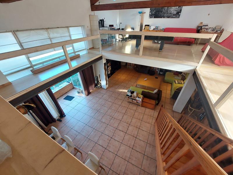 Maison - 203 m² - 5 pièces