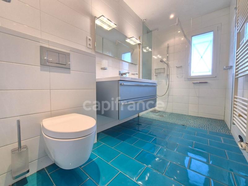 Maison - 190 m² - 7 pièces