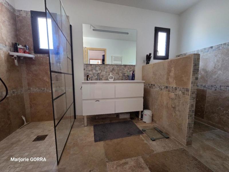 Maison - 142 m² - 5 pièces