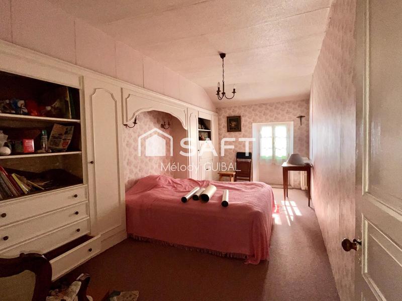 Maison - 206 m² - 7 pièces