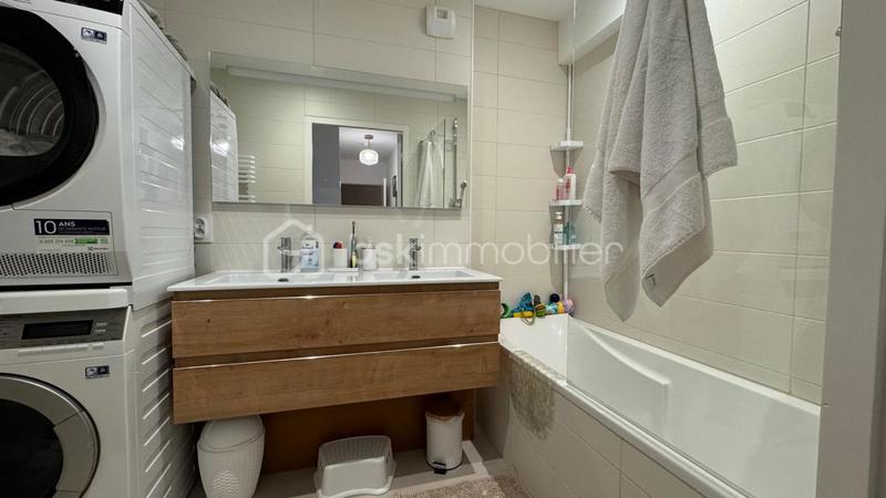 Appartement - 101 m² - 5 pièces