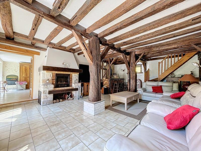 Maison - 314 m² - 9 pièces