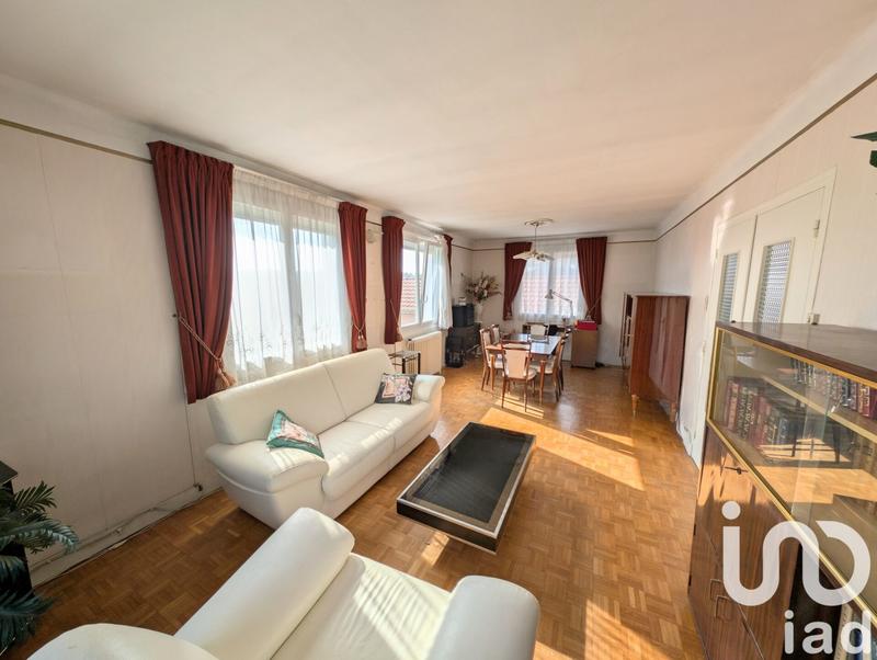 Maison - 96 m² - 4 pièces