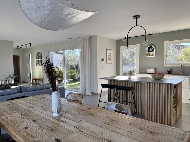 Villa - 140 m² - 4 pièces