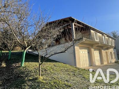 Maison - 135 m² - 6 pièces