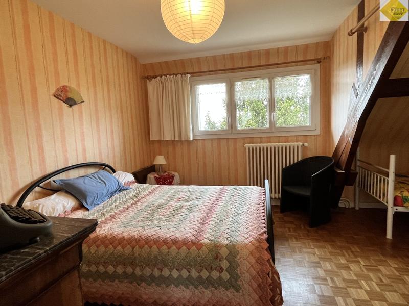 Maison - 170 m² - 8 pièces