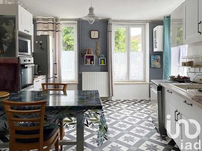 Maison de village - 220 m² - 7 pièces