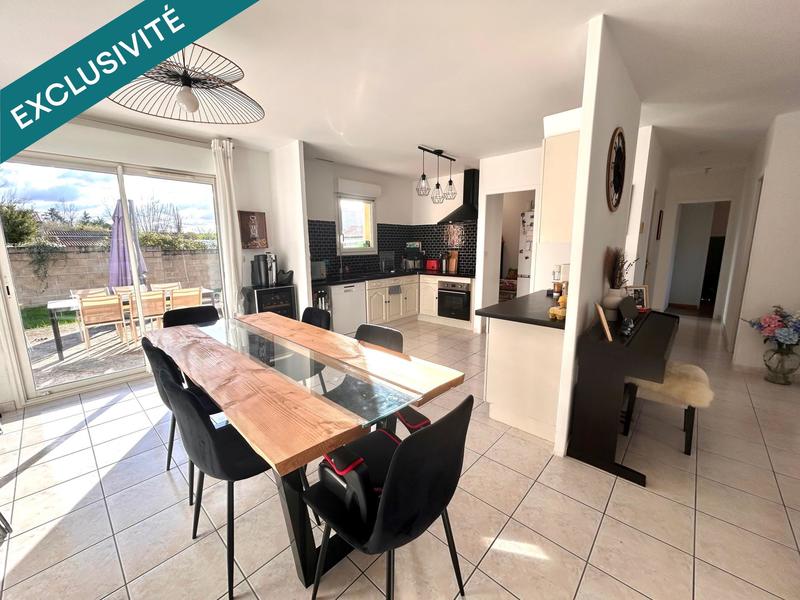 Maison - 90 m² - 4 pièces