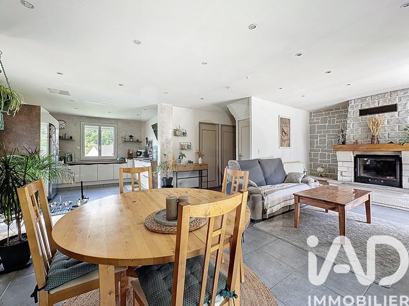 Maison - 127 m² - 7 pièces