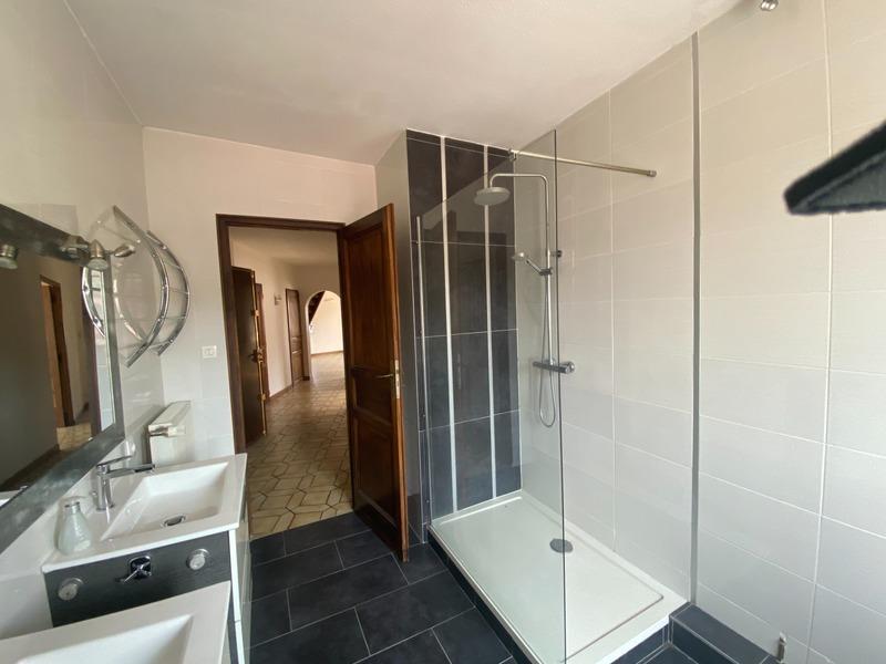 Appartement - 135 m² - 6 pièces