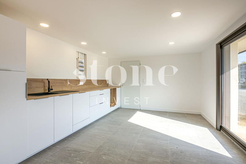 Appartement - 86 m² - 2 pièces