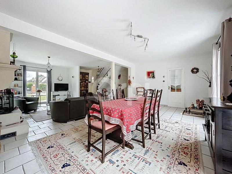 Maison - 150 m² - 5 pièces