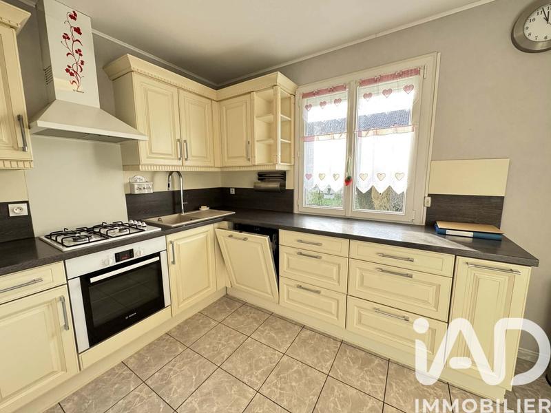 Maison - 105 m² - 6 pièces