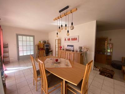 Maison - 128 m² - 4 pièces