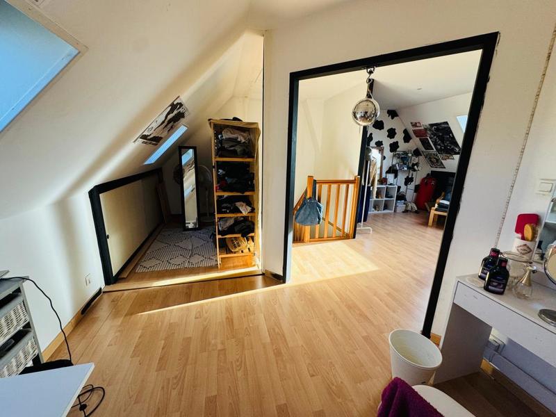 Maison - 178 m² - 6 pièces