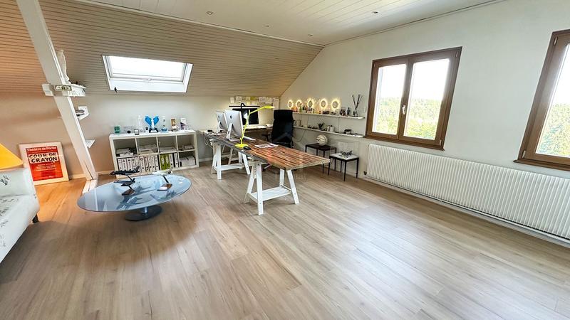 Maison - 237 m² - 6 pièces