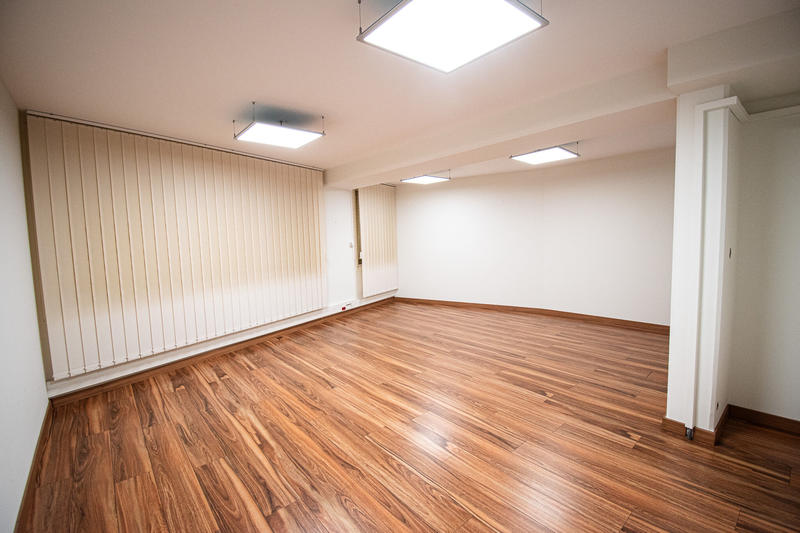 Local commercial - 247 m²