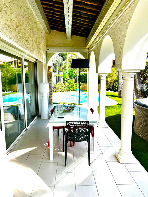 Villa - 150 m² - 4 pièces