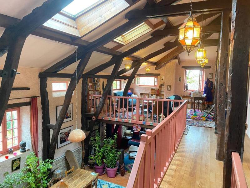 Maison en pierre - 265 m² - 9 pièces