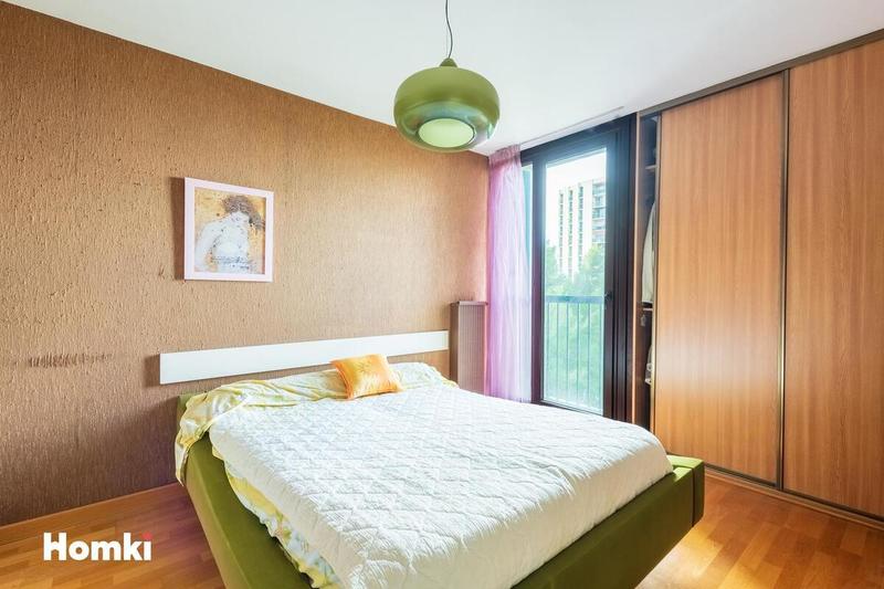 Appartement - 105 m² - 5 pièces