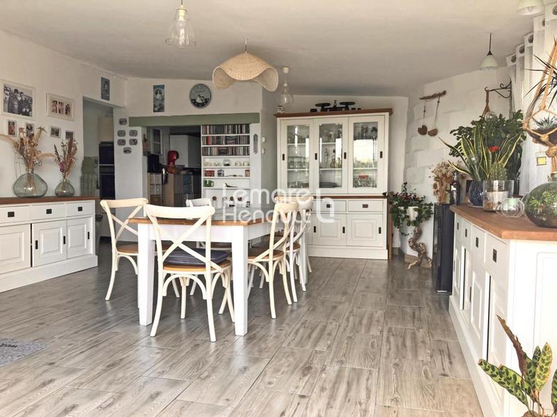 Maison - 120 m² - 8 pièces