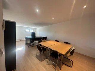 Bureau - 173 m² - 5 pièces