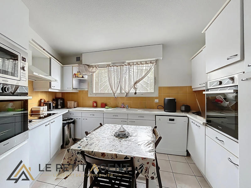 Maison - 145 m² - 5 pièces