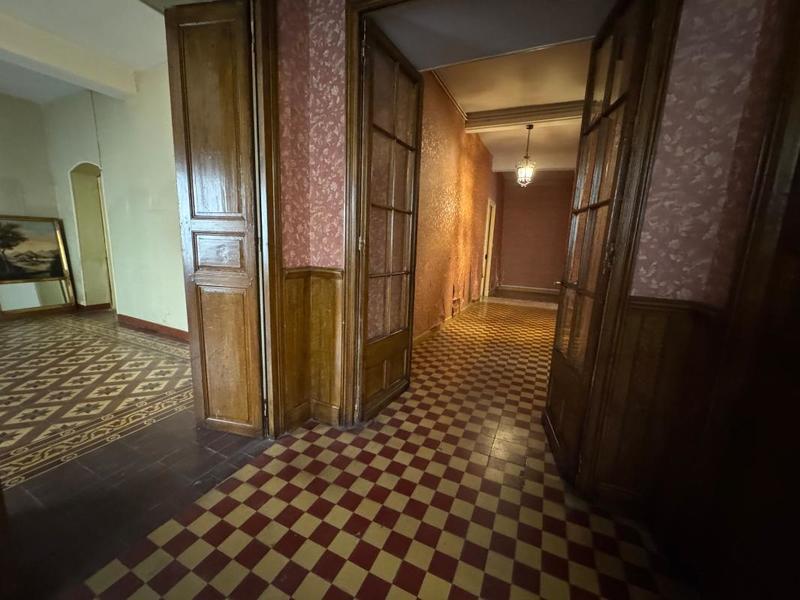 Maison - 376 m² - 2 pièces