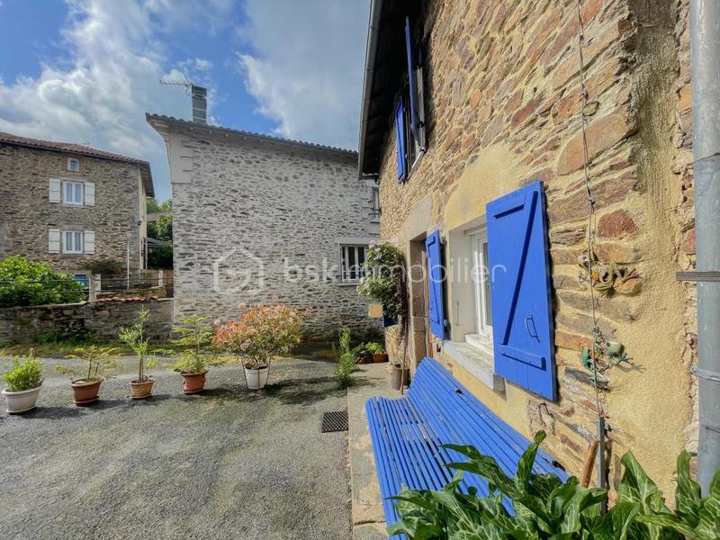 Maison en pierre - 133 m² - 5 pièces