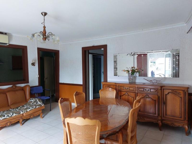 Maison - 92 m² - 5 pièces