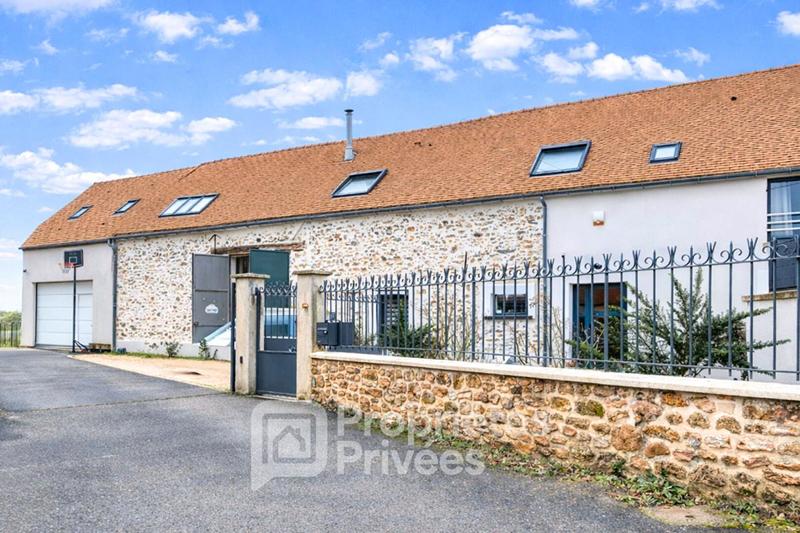 Maison - 269 m² - 11 pièces