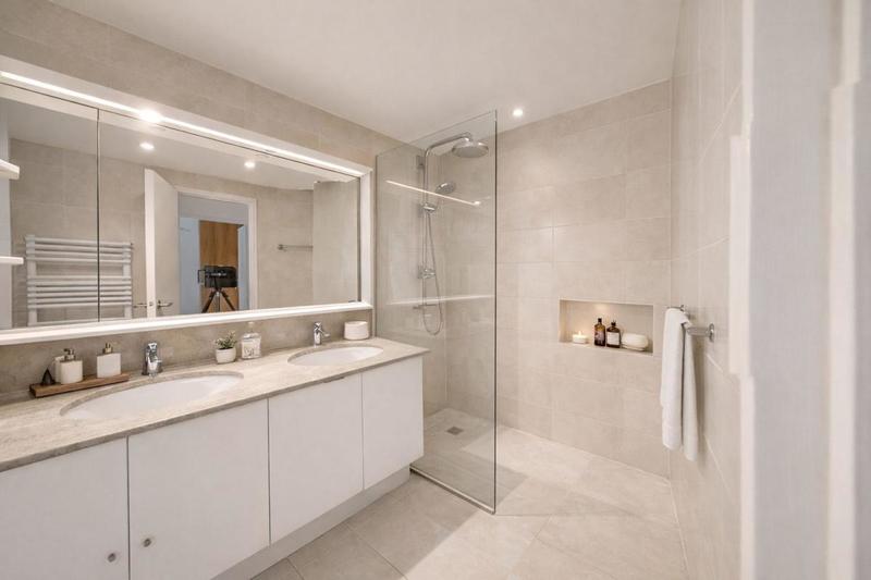 Appartement - 102 m² - 4 pièces