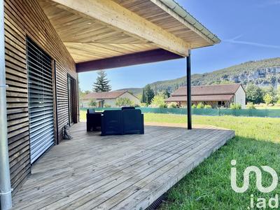 Maison - 151 m² - 6 pièces