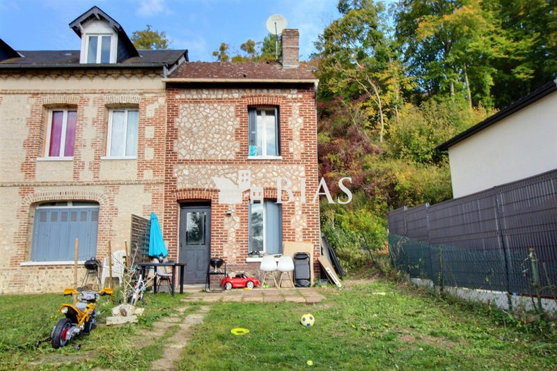Maison - 89 m² - 5 pièces