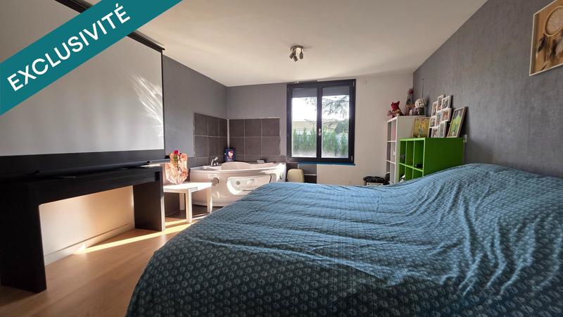 Maison - 140 m² - 6 pièces