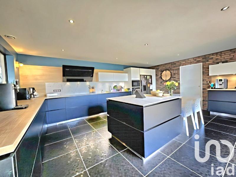 Maison de maîtres - 375 m² - 9 pièces